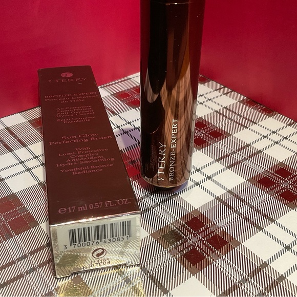 By Terry Brightening Bronze-Expert Sun Glow Perfecting Brush in SUN BEACH #1 - Picture 4 of 10